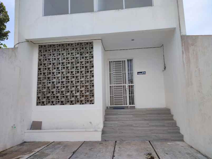 dijual rumah jl sindang palay cigugur