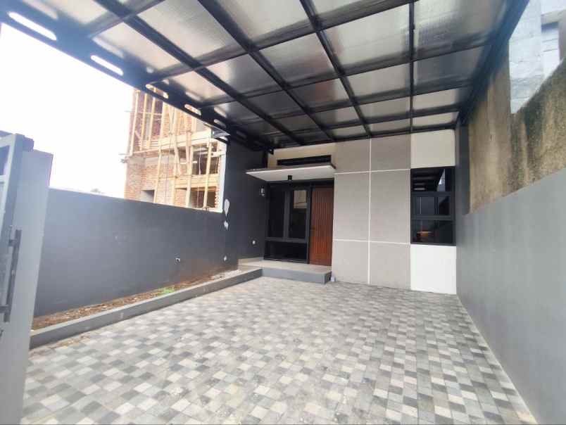 dijual rumah jl smp1 cimekar cinunuk