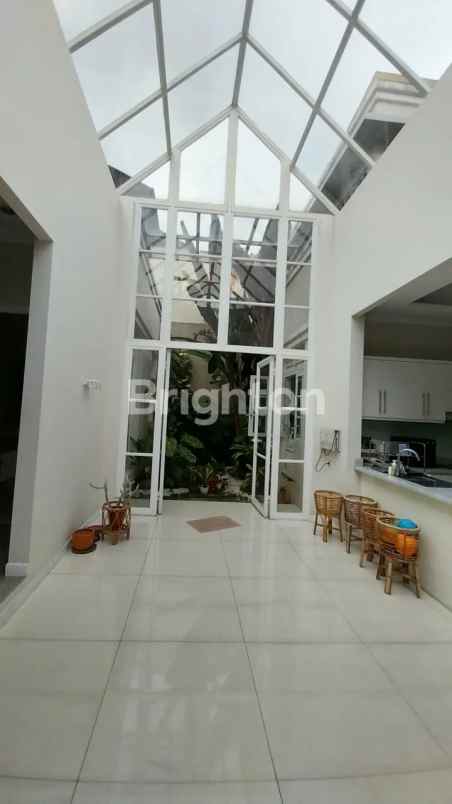 dijual rumah jl sunda kelapa menteng