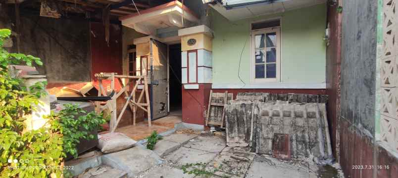 dijual rumah jl taman victori sentul