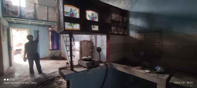 dijual rumah jl taman victori sentul