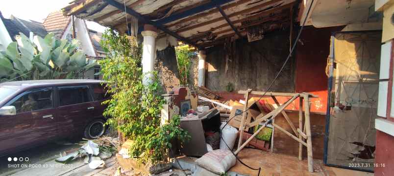 dijual rumah jl taman victori sentul