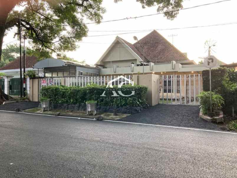 dijual rumah jl tangkuban perahu 3