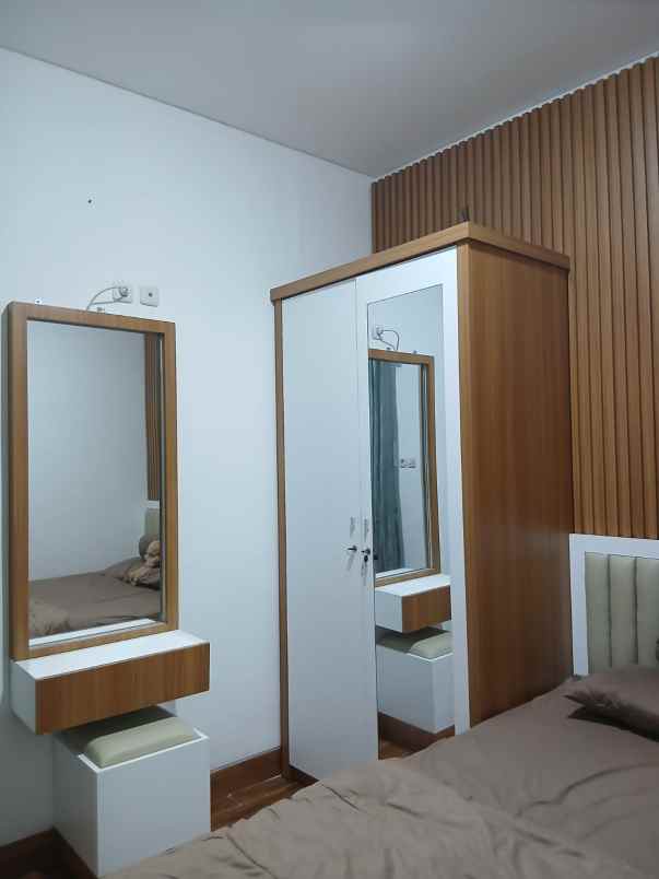 dijual rumah jl wates km 10