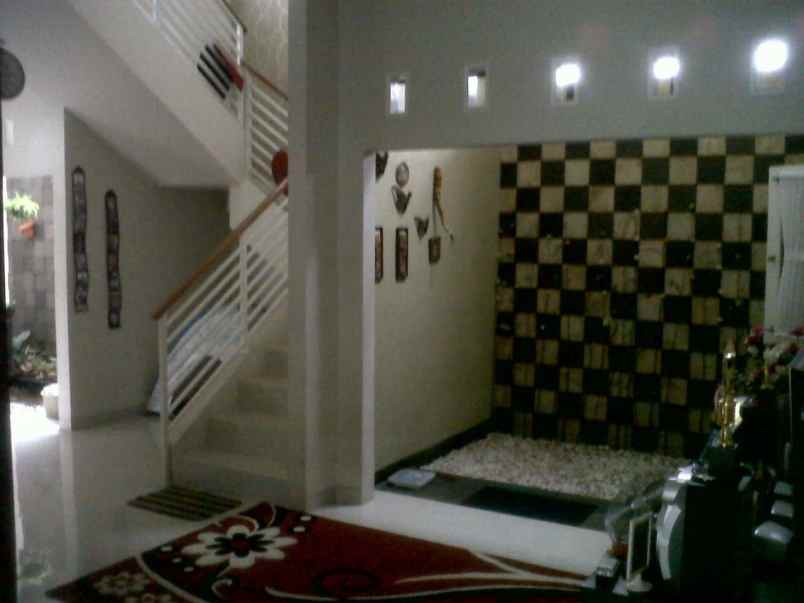 dijual rumah jln gandaria raya