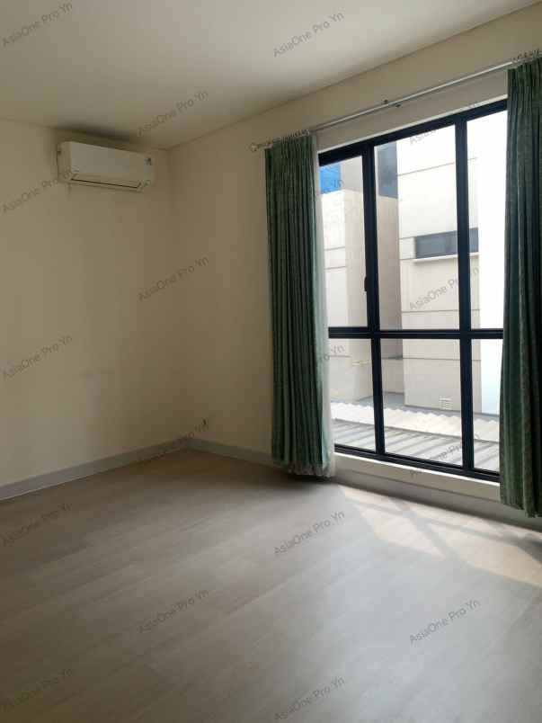 dijual rumah jln semayang cluster