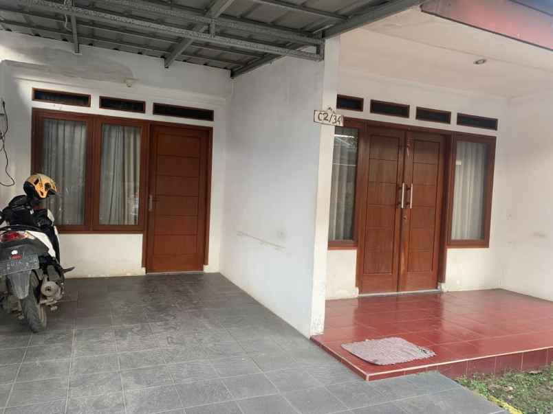 dijual rumah jurangmangu barat
