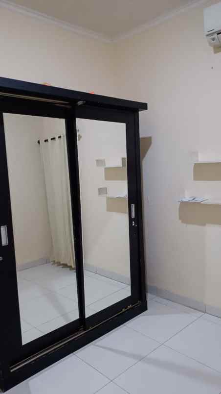 dijual rumah jurangmangu timur