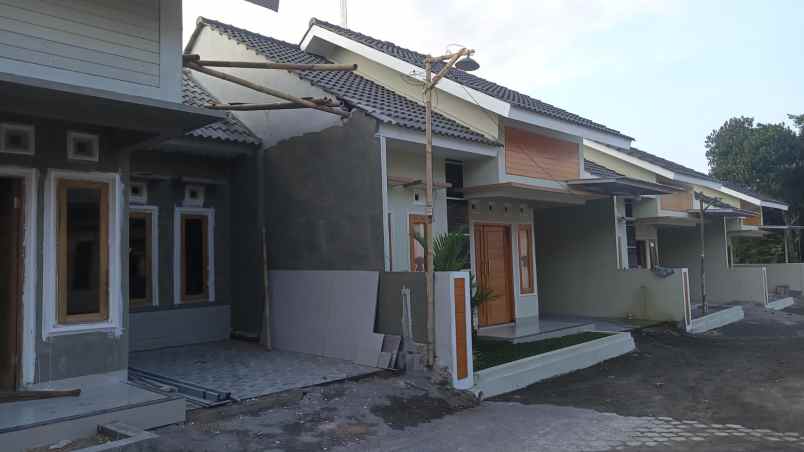 dijual rumah kalasan sleman yogyakarta