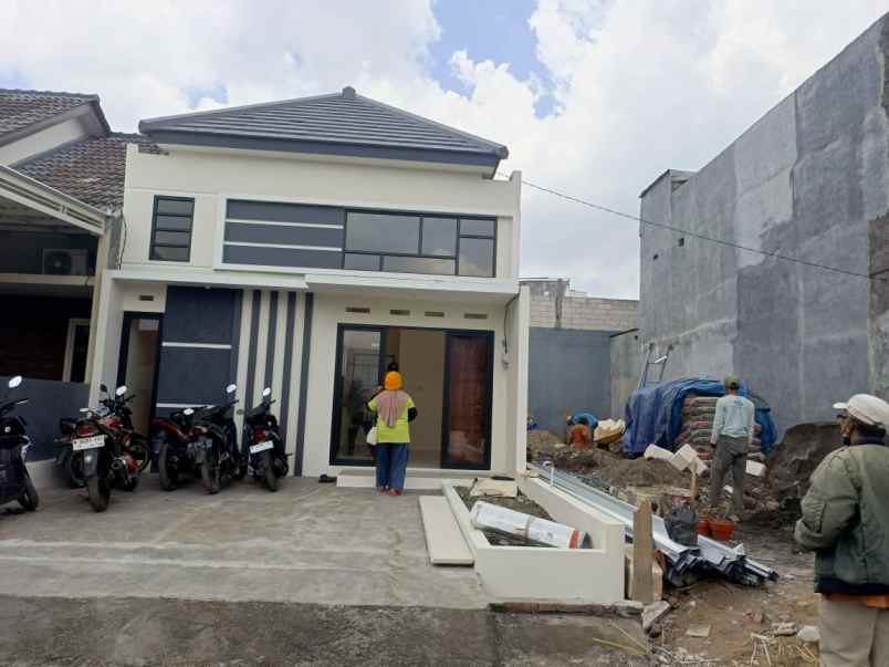 dijual rumah kavling polda wage taman