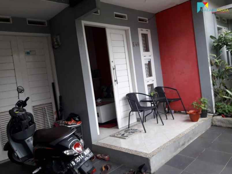 dijual rumah kawaluyaan soekarno hatta