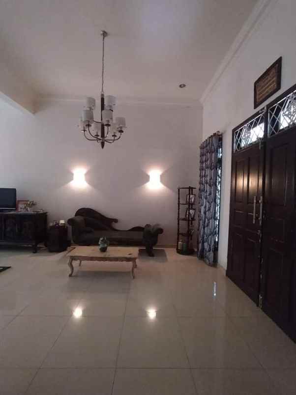 dijual rumah kebagusan 2