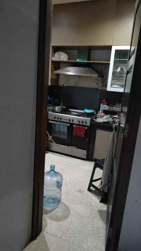 dijual rumah kebon jeruk jakarta barat