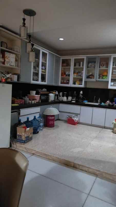 dijual rumah kebon jeruk jakarta barat