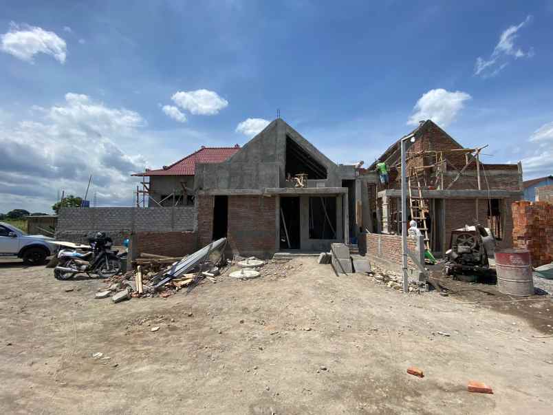 dijual rumah kebondalem lor prambanan