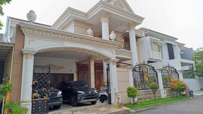 dijual rumah kebonsari