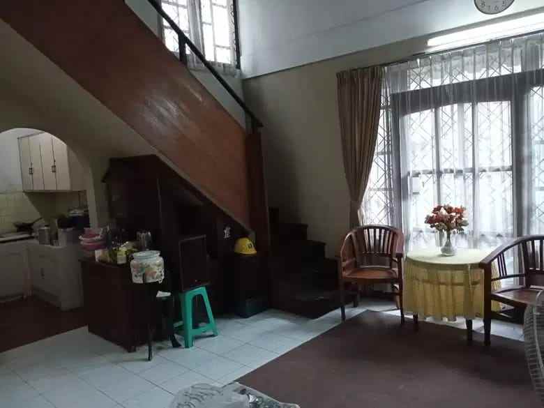 dijual rumah kec sukasari