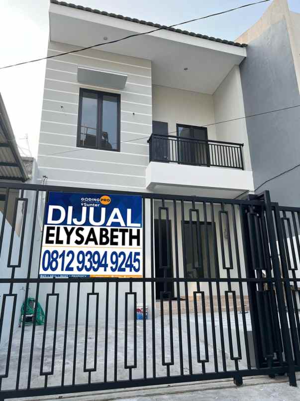 dijual rumah kelapa gading