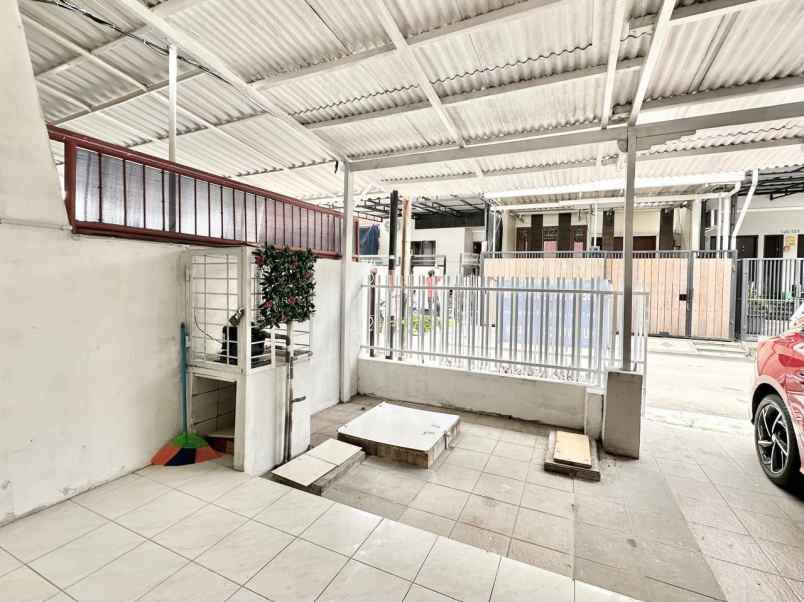 dijual rumah kelapa gading