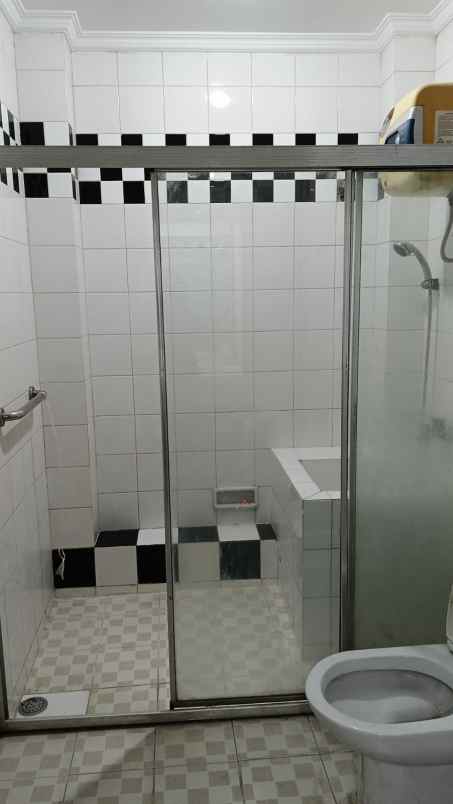 dijual rumah kelapa gading