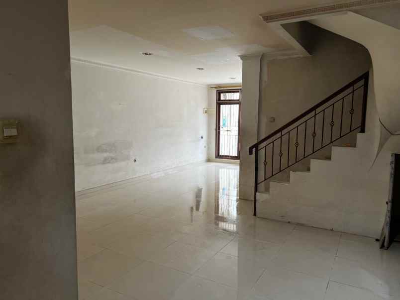 dijual rumah kelapa gading jakarta utara