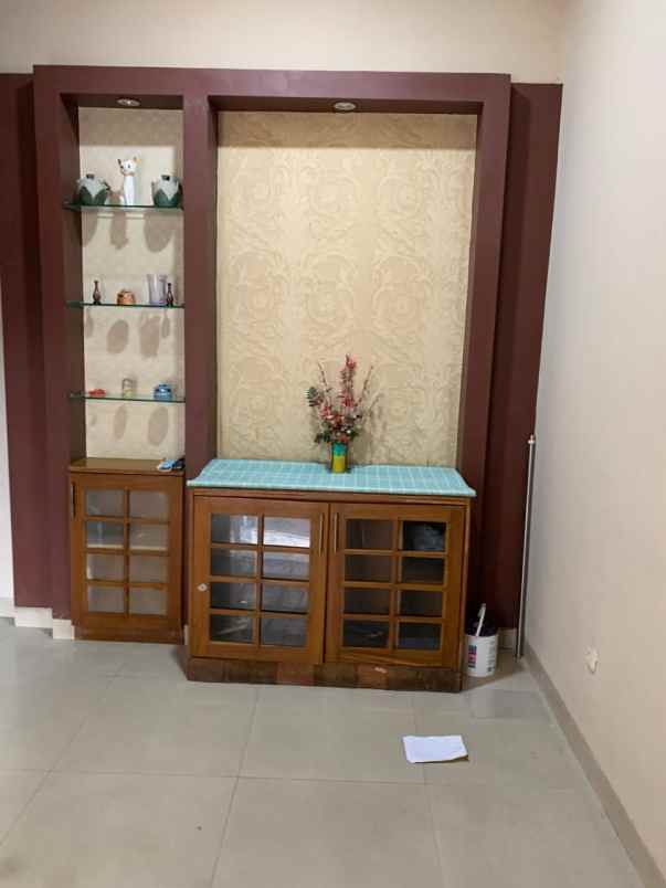 dijual rumah kelapa molek