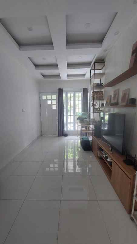 dijual rumah kemang pratama 2 rawalumbu