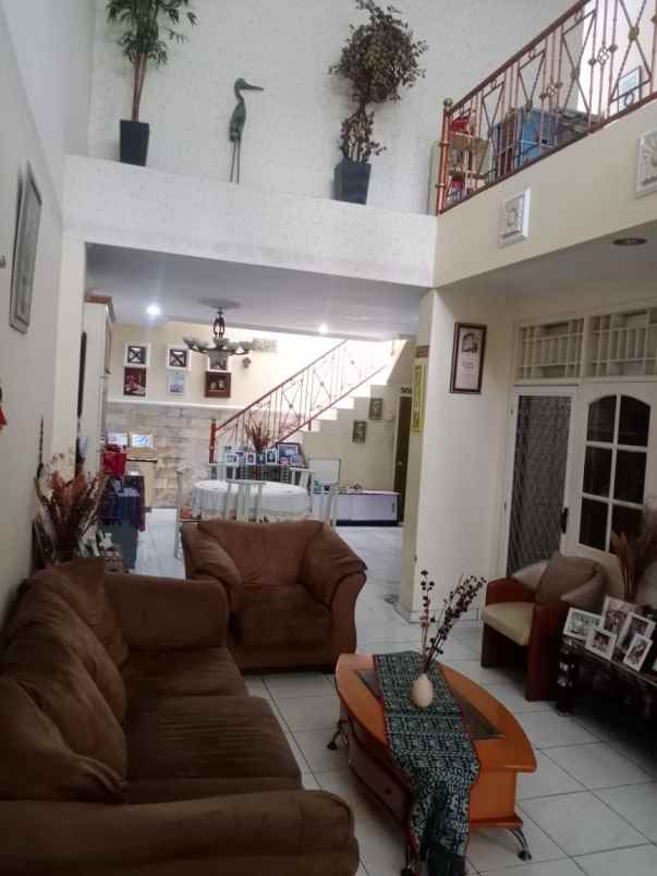 dijual rumah kemanggisan palmerah