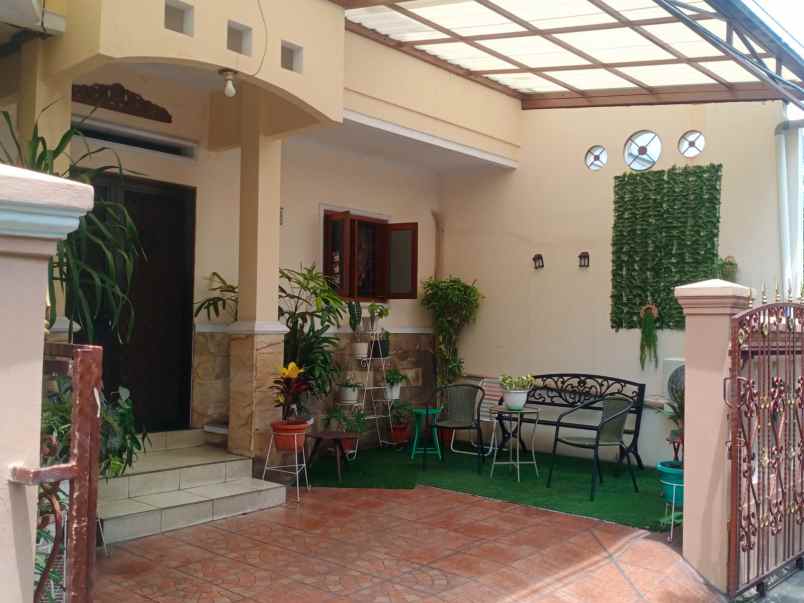 dijual rumah kemanggisan palmerah