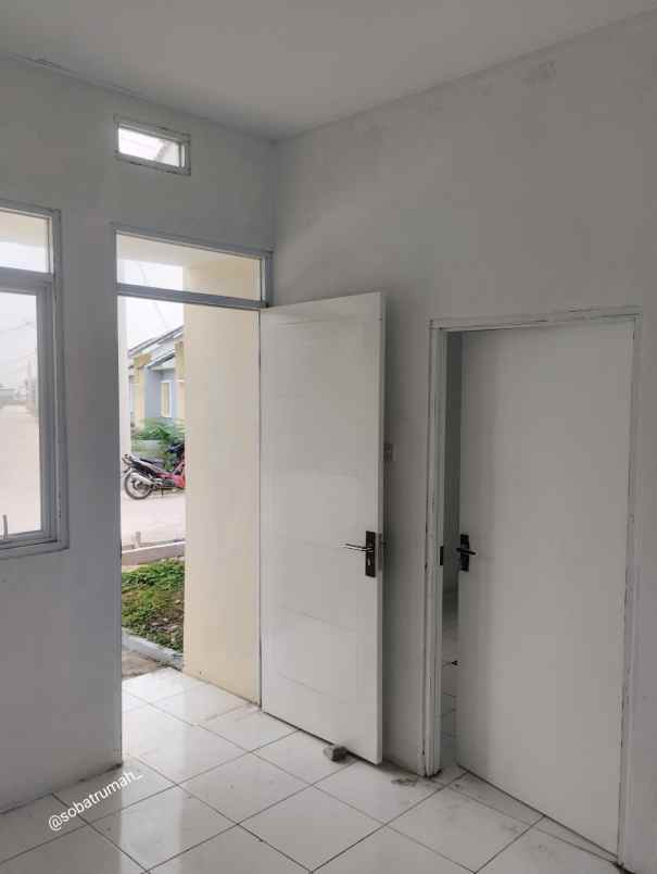 dijual rumah kertamukti