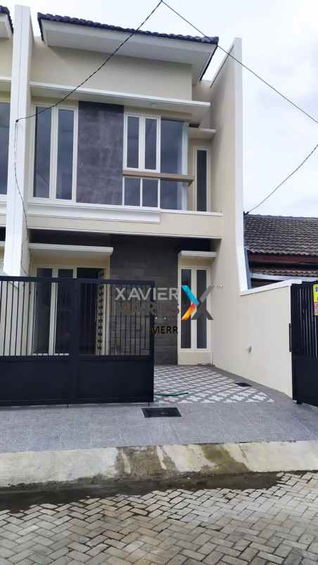 dijual rumah klampis semolo timur