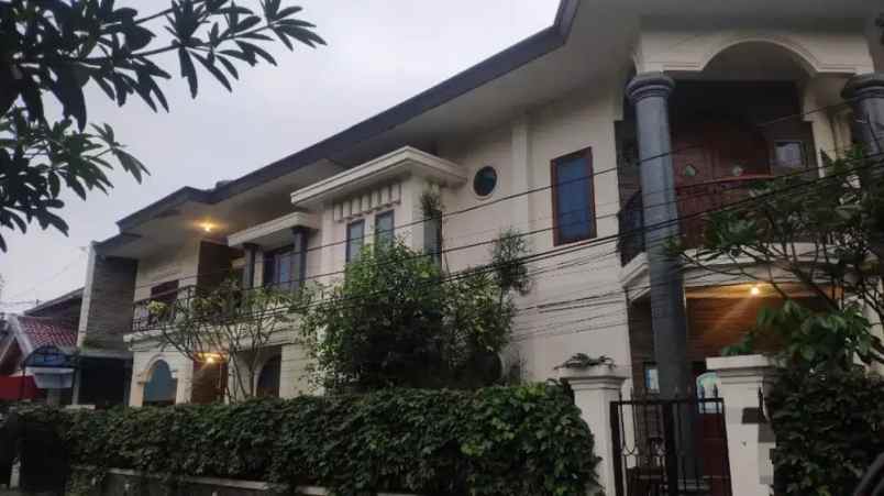 dijual rumah komp citra raya antapani