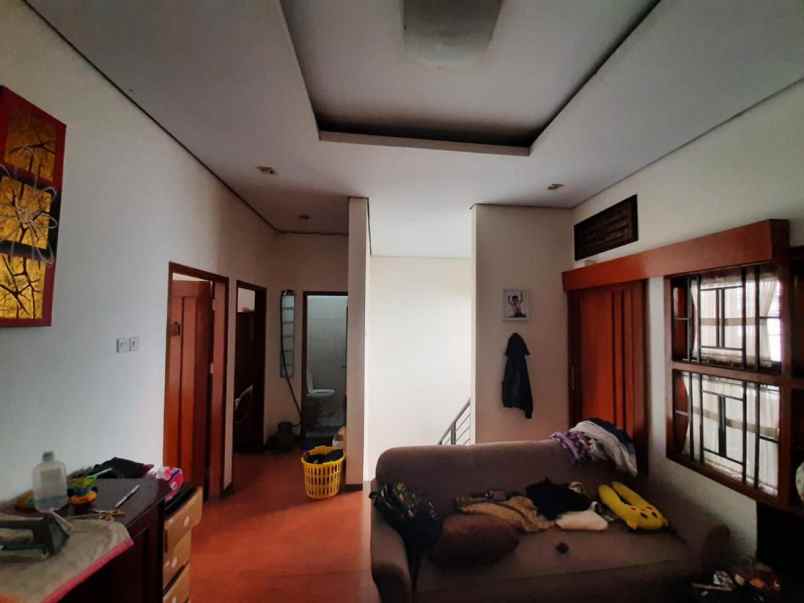 dijual rumah komp kidang mas lembang