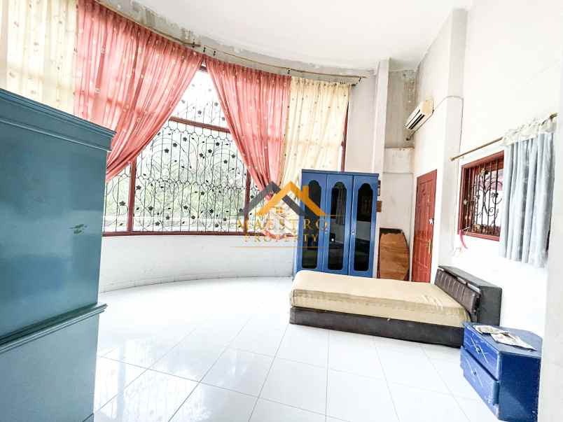 dijual rumah komplek cemara asri medan