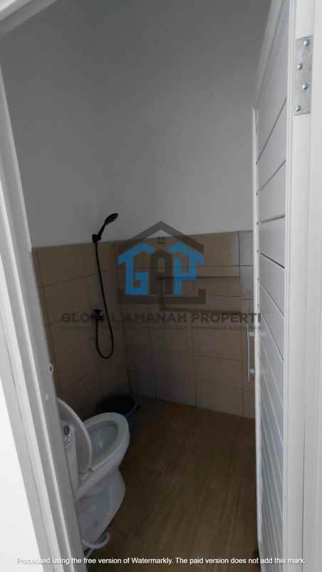 dijual rumah komplek cihanjuang