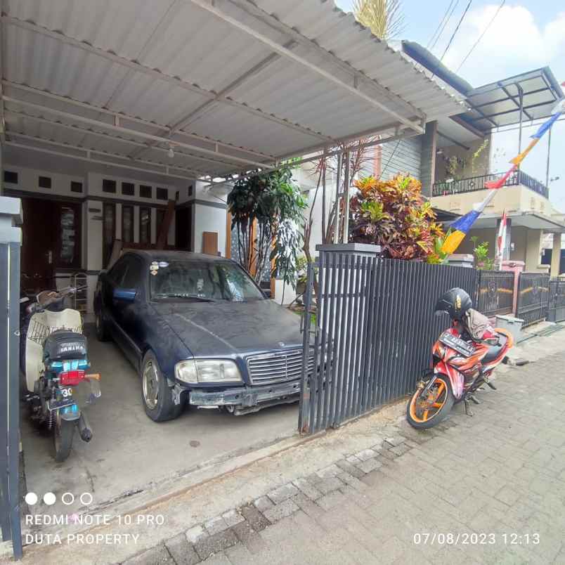 dijual rumah komplek dekat alun alun cimahi