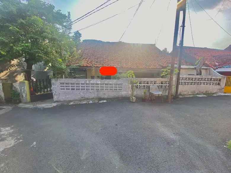 dijual rumah komplek depsos