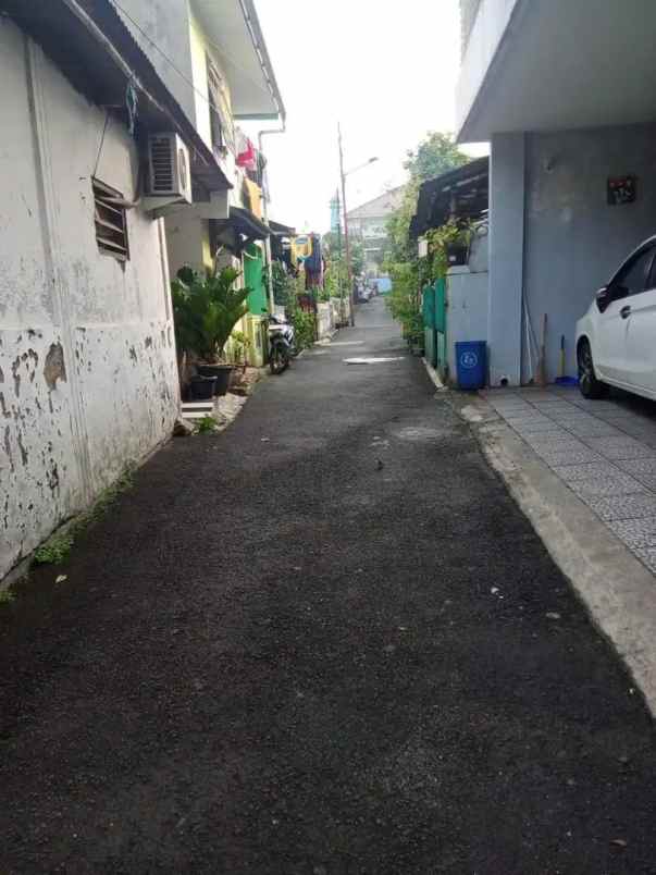 dijual rumah komplek depsos