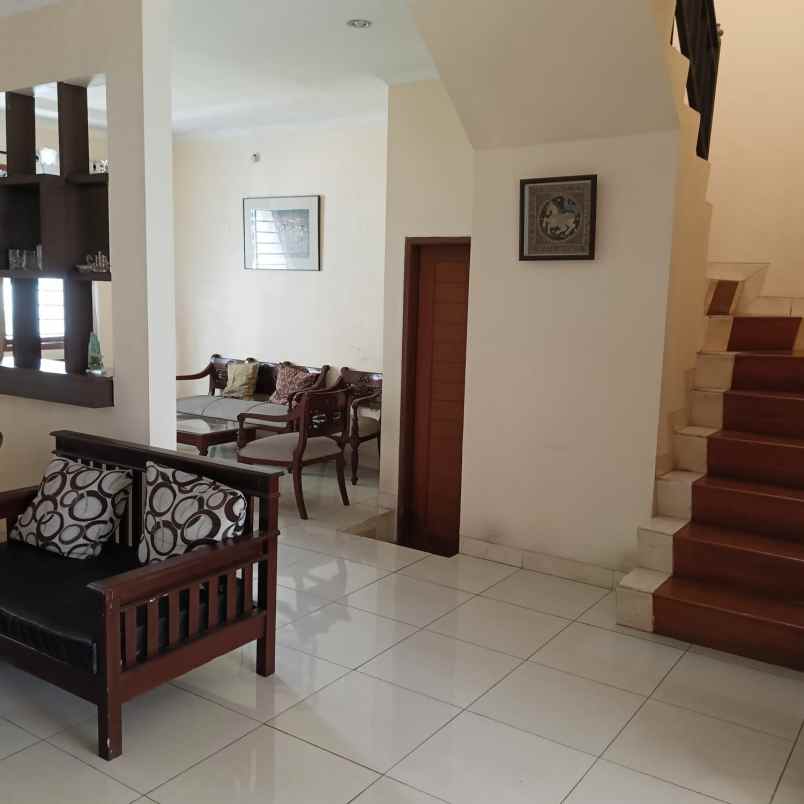 dijual rumah komplek dolog jaya duren