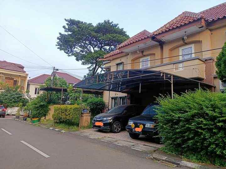 dijual rumah komplek elit jatinegara