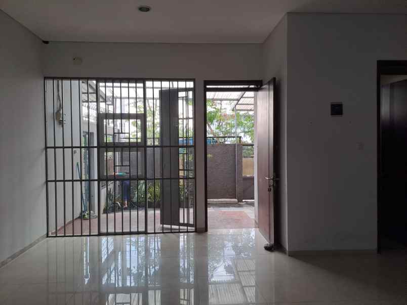 dijual rumah komplek pandanwangi