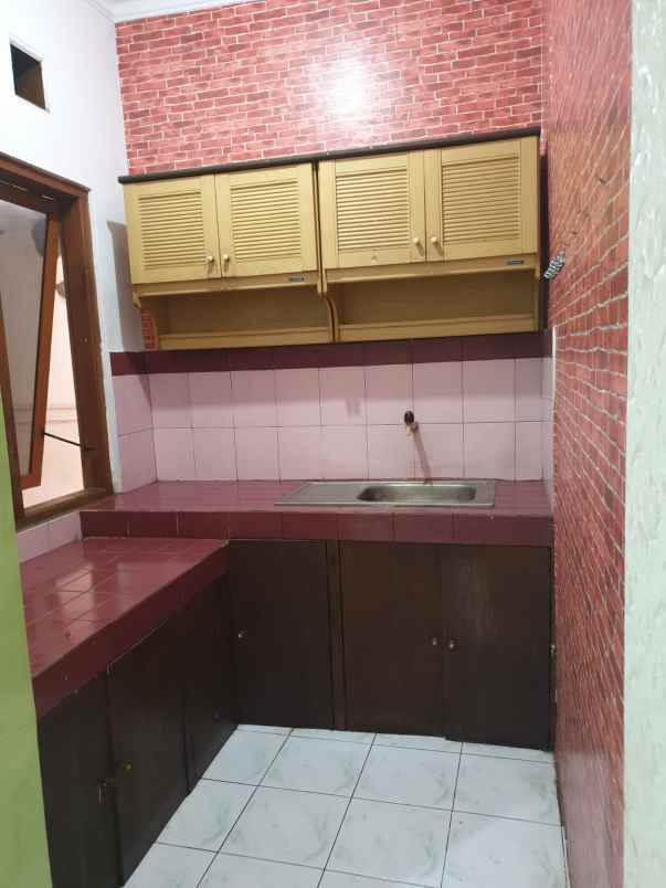 dijual rumah komplek panghegar permai