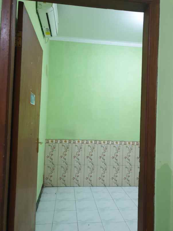 dijual rumah komplek panghegar permai