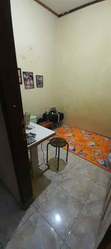 dijual rumah komplek permata biru