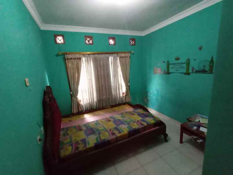 dijual rumah komplek pojok cimahi