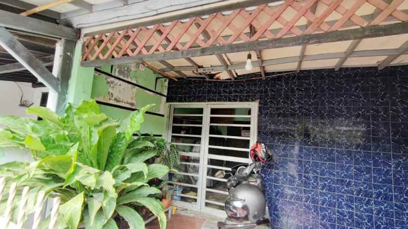 dijual rumah komplek poris tvri kel
