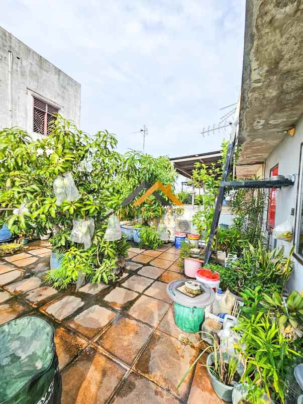 dijual rumah komplek rahayu mas jalan