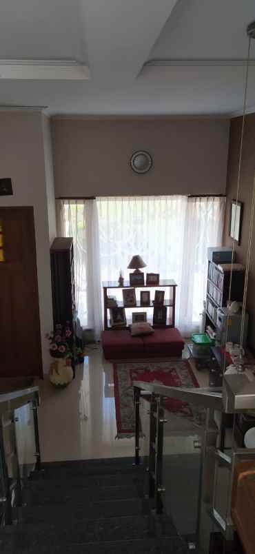 dijual rumah komplek tanjung sari