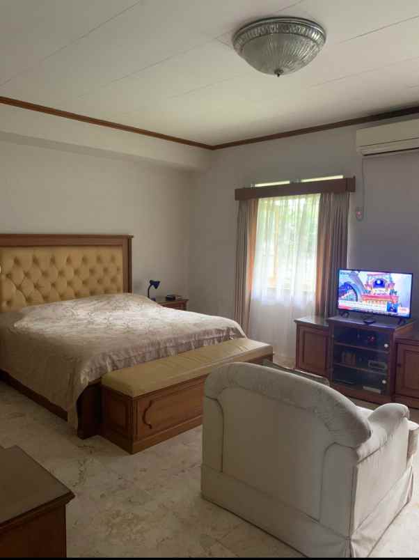 dijual rumah komplek villa delima lebak