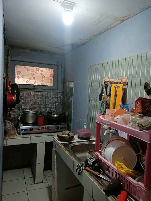 dijual rumah kosan 10 pintu di jalan kedondong